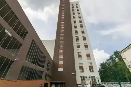Студенческая - 11