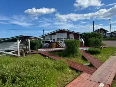 Дом Жемчужный у воды с выходом на пирс - 30
