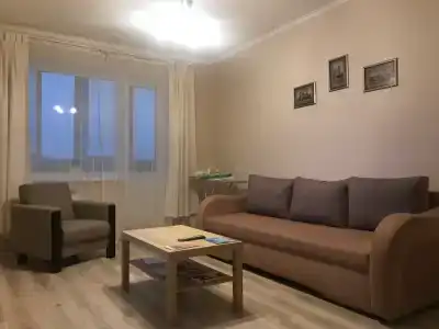 Квартира с балконом и видом на город - 1