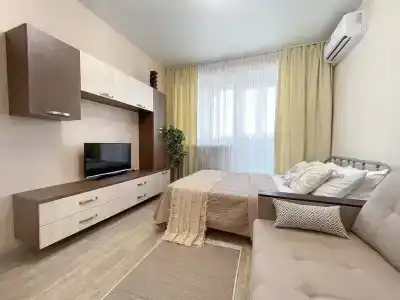 Уютная квартирка - 0