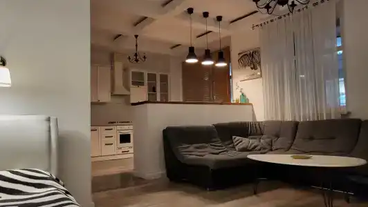 Bright Apartment - 7