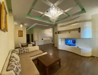 Apartment North Avenue 5 - 5