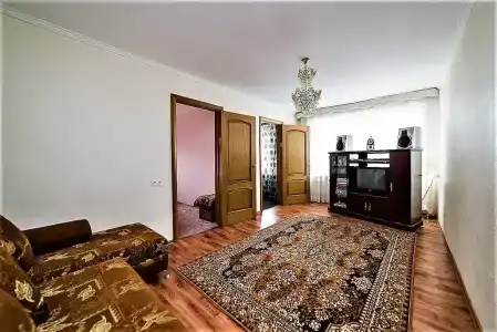 на Дзержинского 3 - 5