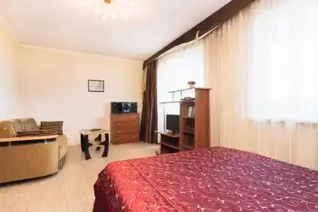 Серова 27 - 6
