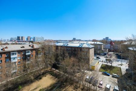 на проспекте Карла Маркса, 11 - 24