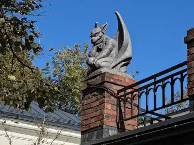 Дом с гаргульями - 13