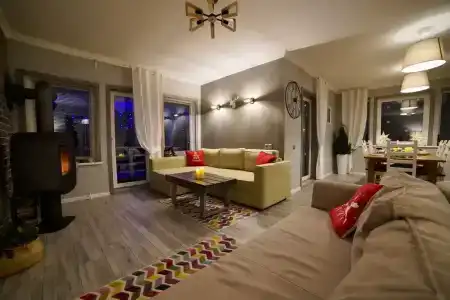Maurino Haus - 1