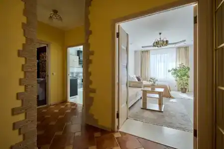 Квартиры на Поповича 8 - 10