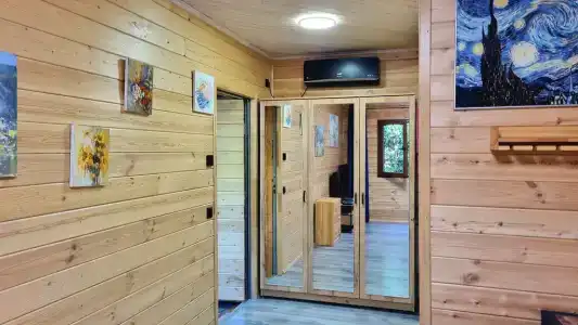 WoodHouse - 31