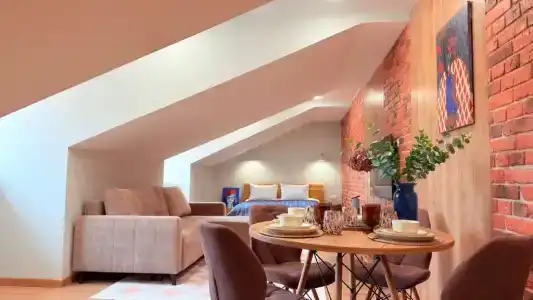 Квартиры на К.Маркса 5 - 60