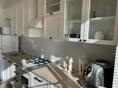 Bright Apartment - 12