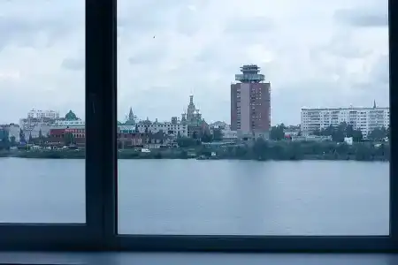 Трехкомнатные апартаменты с панорамным видом на реку Сеть ЙоХоум - 11