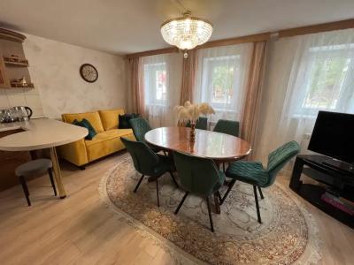 Покровский - 37