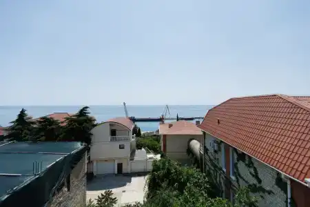 DOM_YALTA - 11