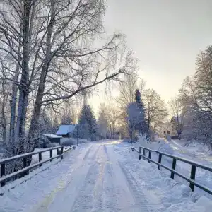 Дом с террасой прямо на берегу реки - 24