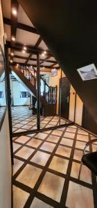 Дома на берегу озера - 27