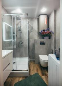 Квартиры на Генерала Карбышева набережная 4 - 300