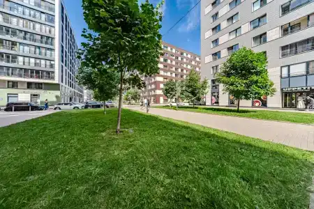 Квартиры на Кременчугской 11 - 380