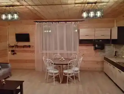 Теплый и уютный дом в тихом месте для проживания всей семьи - 2