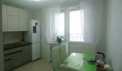 на проспекте Молодежный - 4