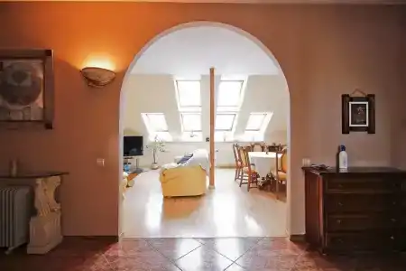 Атмосферная мансарда в лучшем районе Калининграда Амалинау! - 8