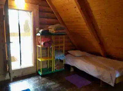 Тихий уголок на берегу озера - 18