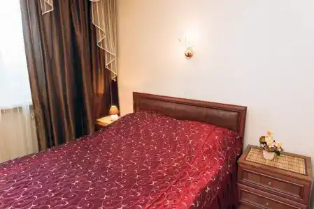 Серова 27 - 2
