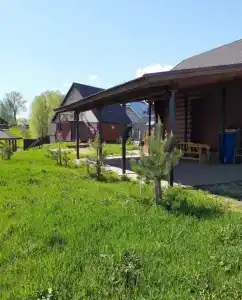 Уютный гостевой дом с баней на берегу озера - 1