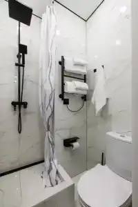 на Новомосковской, 14 - 168