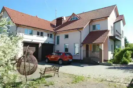 Дом с бассейном - 0