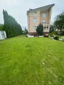 Коттедж с сауной и бассейном