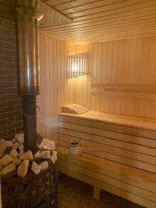 Современный дом из бревна в Кочериново - 1