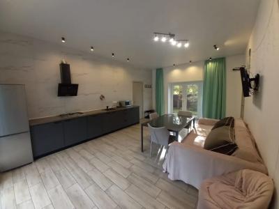 целиком на 6 человек - 22