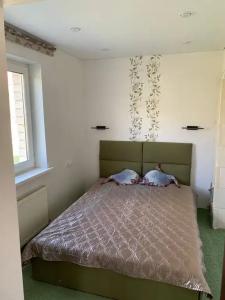 Уютный домик у озера - 11