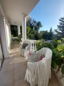 Уютный гостевой дом с теплым бассейном - 9