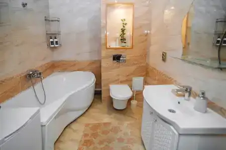 Брестская улица,1 - 7