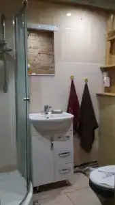 Уютный домик у озера - 6