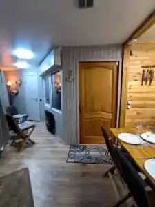 Уютный домик рядом с заливом - 1