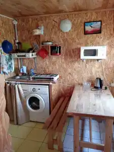 Гостевой домик вдали от берега и шума с кухней, туалетом, душем в домике - 0