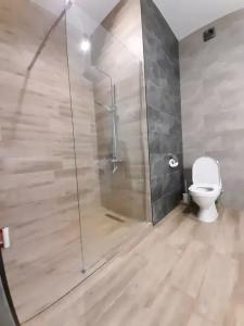 целиком на 6 человек - 6