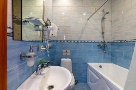 Демократ на Некрасова 58 - 137