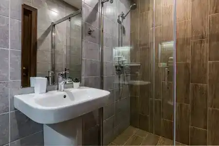 Рус хотел групп - 124