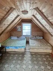Домик на берегу озера - 13