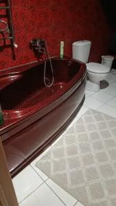 Очень уютный коттедж в черте города - 29