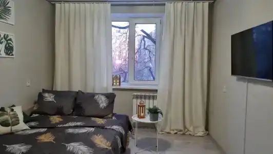 на Шеронова, 7 - 4