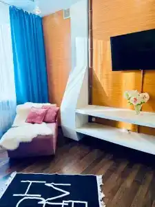 на Свободы, 35 - 36