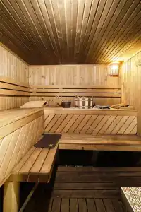 Уютный зимний дом в сказочно живописном месте - 2