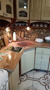 Очень уютный коттедж в черте города - 37