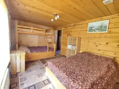 Поляна - 5