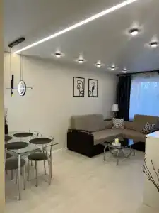 Квартиры на Полярной Дивизии 7 - 51